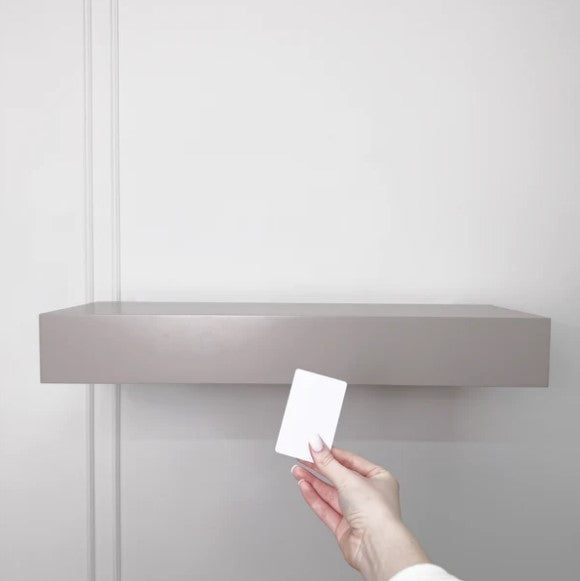 FADE - Sliding Shelf